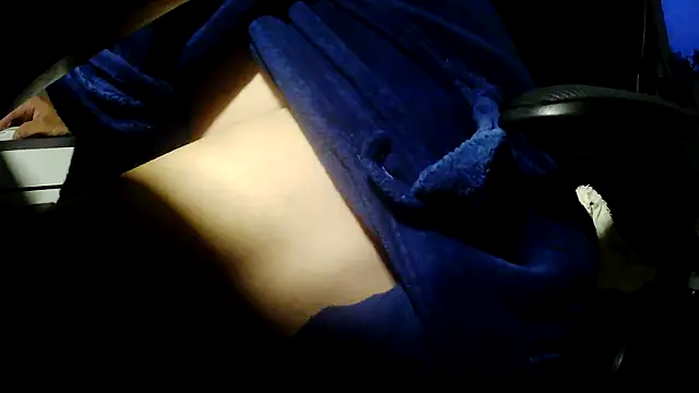 suedel65 online show from May 2026 03:15:01 AM