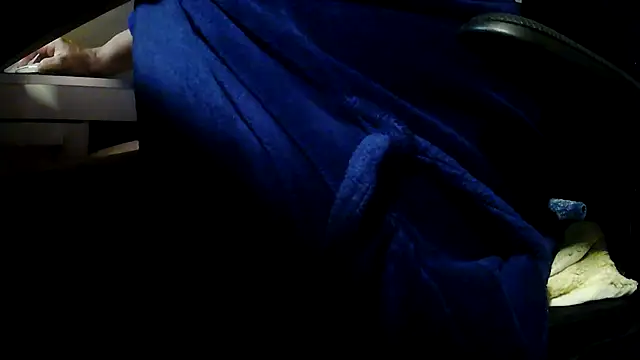 suedel65 online show from May 2026 03:06:01 AM