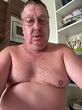 Snapshot of suedel65 chatting on July 2026 06:20:01 AM suedel65 online show from July 2026 06:20:01 AM