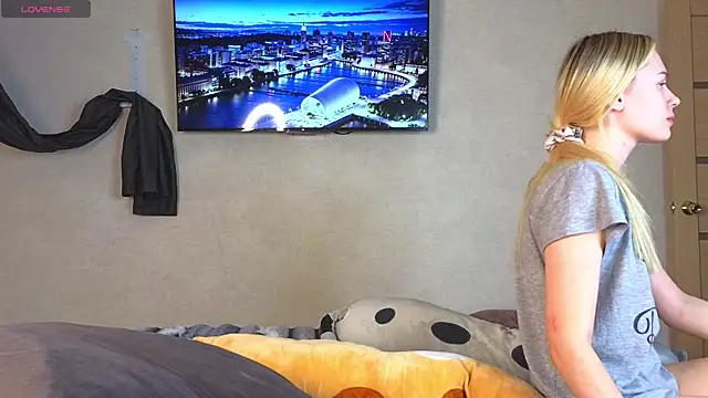 Snapshot of Alenca_hot_sex chatting on November 2025 01:05:02 PM Alenca hot sex online show from November 2025 01:05:02 PM