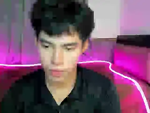 Lightjt04 online show from October 2025 05:47:01 PM