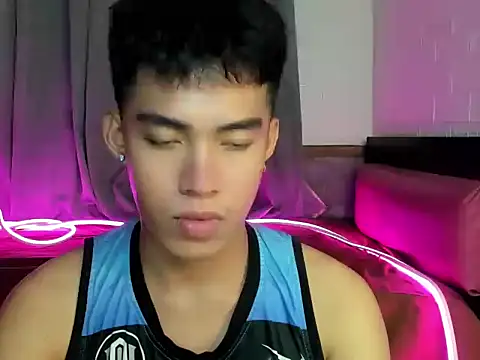 Lightjt04 online show from October 2025 05:21:01 PM