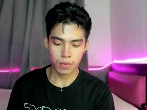 Lightjt04 online show from October 2025 05:54:01 PM