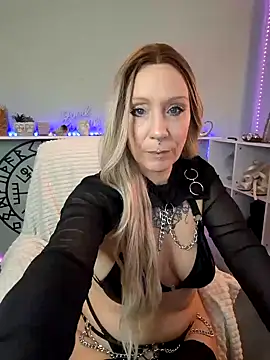 Snapshot of Jan_ina chatting on January 2025 09:23:02 AM Jan ina online show from January 2025 09:23:02 AM