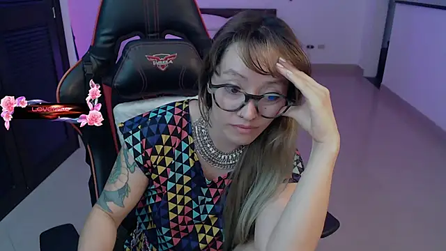 pink-2022 online show from February 2026 09:26:02 PM