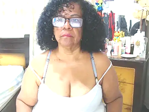 Snapshot of Yayis-hot-sexyw chatting on January 2025 05:05:01 AM Yayis-hot-sexyw online show from January 2025 05:05:01 AM
