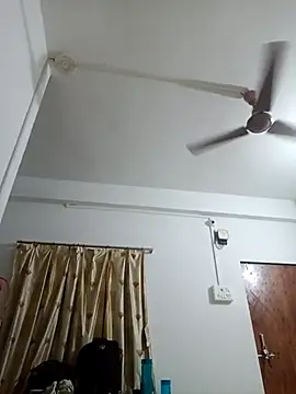 Desi Londa 143 online show from February 2026 11:56:02 PM