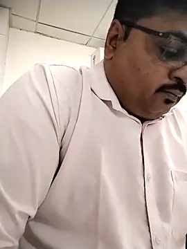 Desi Londa 143 online show from March 2026 05:10:02 AM