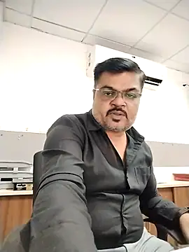 Desi Londa 143 online show from March 2026 04:02:01 AM