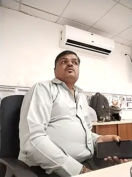 Desi Londa 143 online show from September 2025 05:03:01 AM