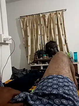 Desi Londa 143 online show from March 2026 11:05:01 PM