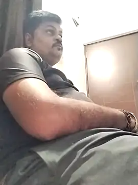 Desi Londa 143 online show from November 2025 05:34:02 PM