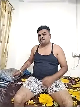 Desi Londa 143 online show from December 2025 06:23:01 PM