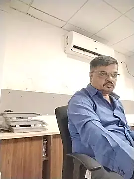 Desi Londa 143 online show from June 2026 03:18:01 AM