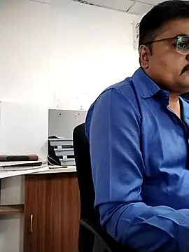 Desi Londa 143 online show from May 2026 04:03:01 AM