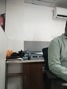 Desi Londa 143 online show from June 2026 06:00:02 AM