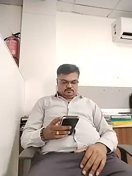 Desi Londa 143 online show from June 2026 07:03:01 AM
