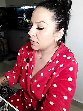 hot-babygirl online show from March 2026 08:33:01 PM