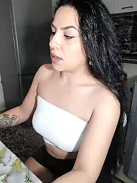 Snapshot of hot-babygirl chatting on January 2025 09:08:02 PM hot-babygirl online show from January 2025 09:08:02 PM