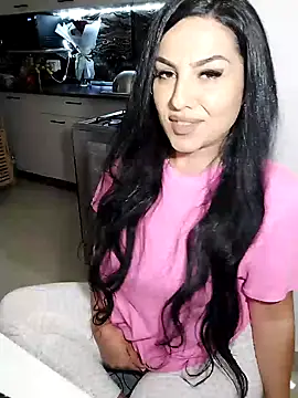 hot-babygirl online show from April 2026 07:51:01 PM