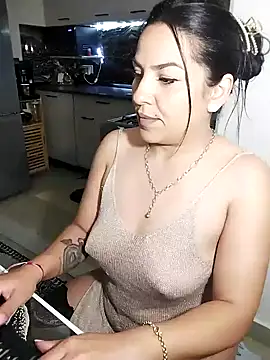 hot-babygirl online show from March 2026 07:04:02 PM