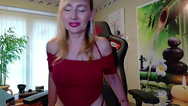 Snapshot of HotLana69 chatting on June 2026 06:19:02 PM HotLana69 online show from June 2026 06:19:02 PM