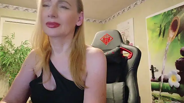 HotLana69 online show from February 2026 06:08:02 PM