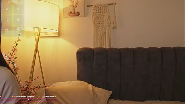 bunnycuteshy online show from September 2025 02:34:01 PM