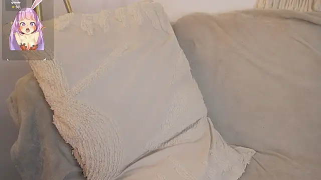 bunnycuteshy online show from February 2026 01:32:02 PM