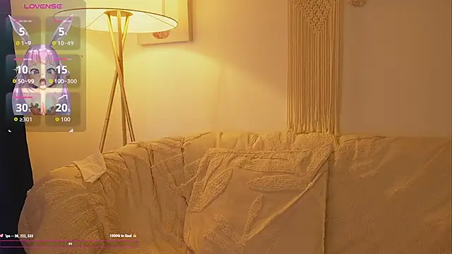 bunnycuteshy online show from October 2025 06:53:02 PM