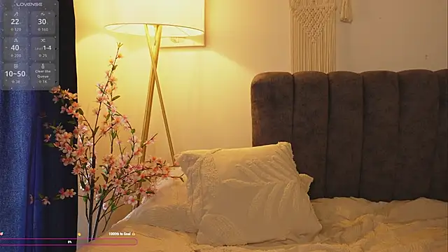 bunnycuteshy online show from September 2025 02:24:02 PM