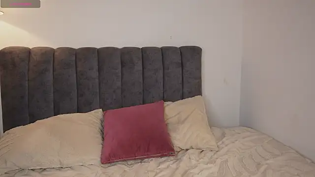 bunnycuteshy online show from July 2026 12:57:02 PM
