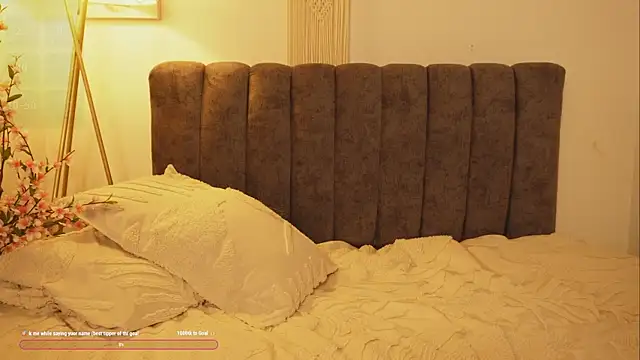 bunnycuteshy online show from September 2025 01:53:02 PM