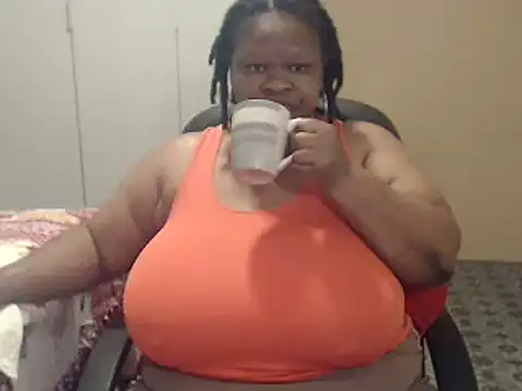 sweetnoziexx online show from November 2025 04:44:01 AM