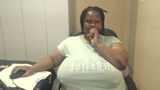 sweetnoziexx online show from October 2025 05:13:02 PM