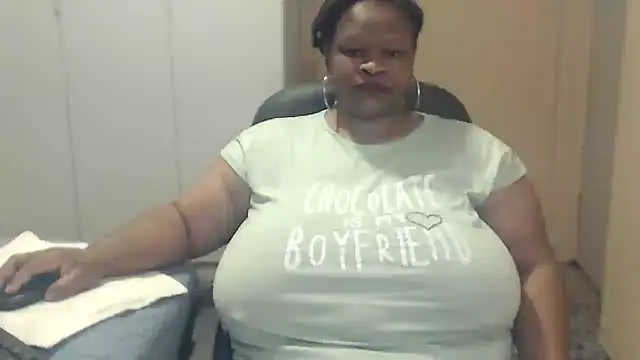 Snapshot of sweetnoziexx chatting on September 2025 01:55:01 AM sweetnoziexx online show from September 2025 01:55:01 AM