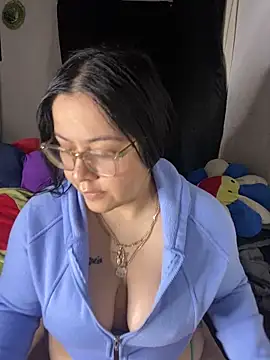 MsConejitaa online show from March 2026 12:03:02 PM