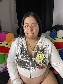 Snapshot of MsConejitaa chatting on May 2026 12:22:02 PM MsConejitaa online show from May 2026 12:22:02 PM