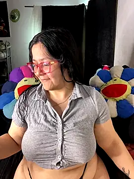 MsConejitaa online show from October 2025 05:04:02 PM