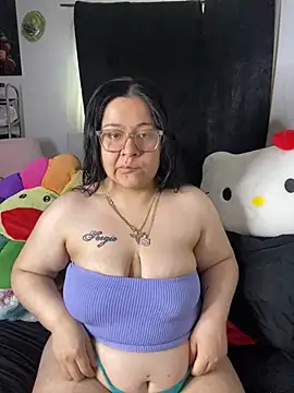 MsConejitaa online show from April 2026 06:03:01 PM