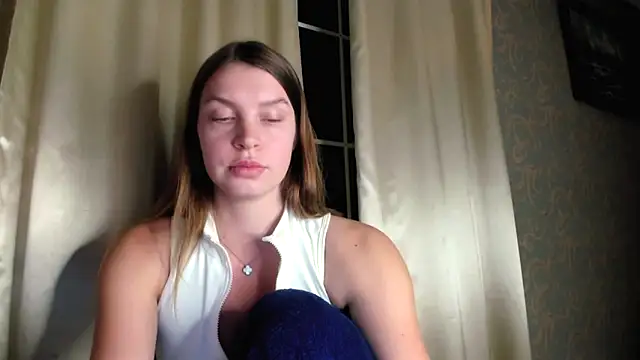Snapshot of RubySkot chatting on December 2024 10:07:02 PM RubySkot online show from December 2024 10:07:02 PM