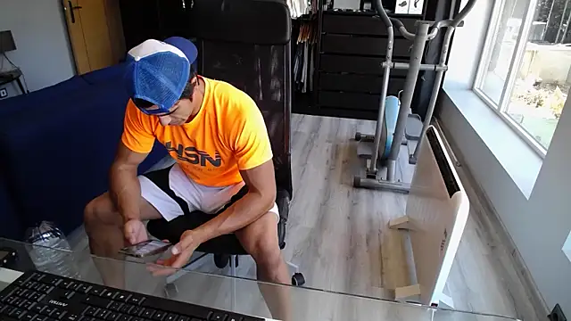 samricci21 online show from October 2025 09:54:01 AM