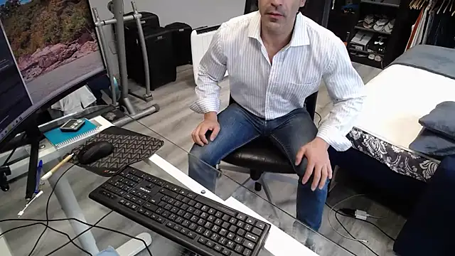 samricci21 online show from December 2025 09:14:01 AM