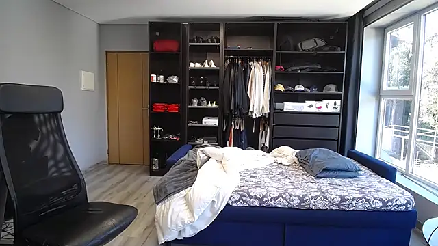 samricci21 online show from March 2026 09:53:02 AM