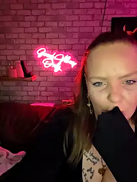 Melissa1994- online show from March 2026 11:35:02 PM