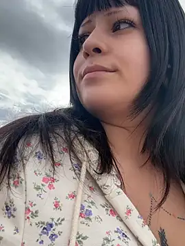 Renooh online show from March 2026 08:43:02 PM