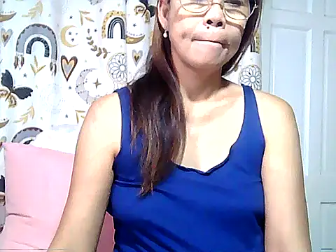 urwife tobe online show from April 2026 08:26:01 PM