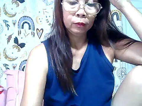 urwife tobe online show from April 2026 09:38:02 PM