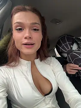 Nicoleevien online show from November 2025 10:41:02 AM