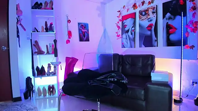 kayilyn online show from February 2026 12:18:02 PM